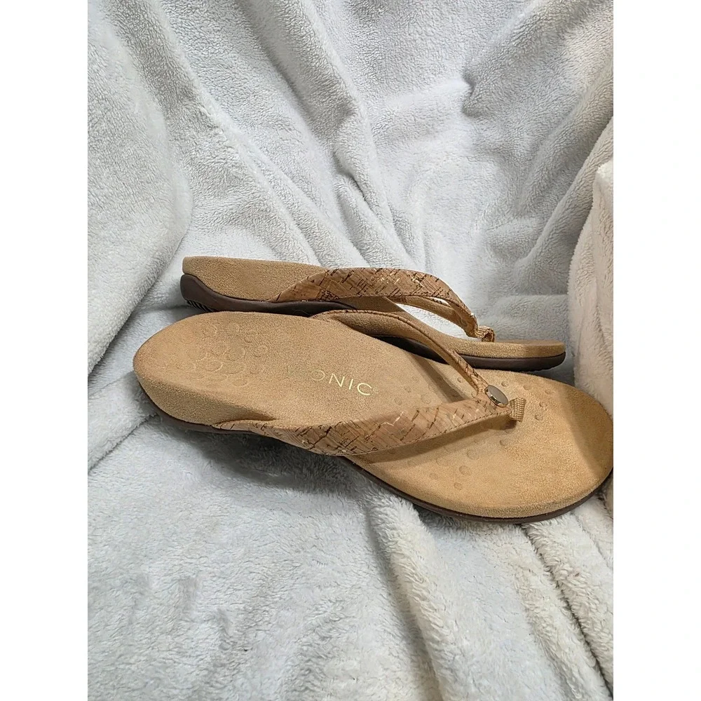 Vionic Mona Tan Cork Orthotic Flip Flop Sandals Womens 7 Arch Support VW5235